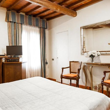 Bed and Breakfast Tenuta Le Viste Скандіччі Екстер'єр фото
